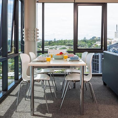 Campus Summer Stays Wellesley Apartmentオークランド エクステリア 写真